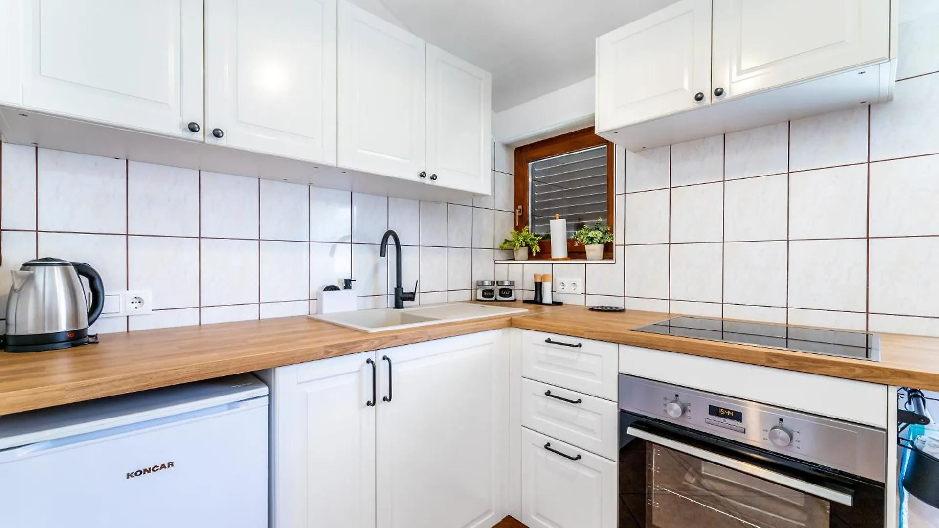 Apartments Romanse Baska קרואטיה