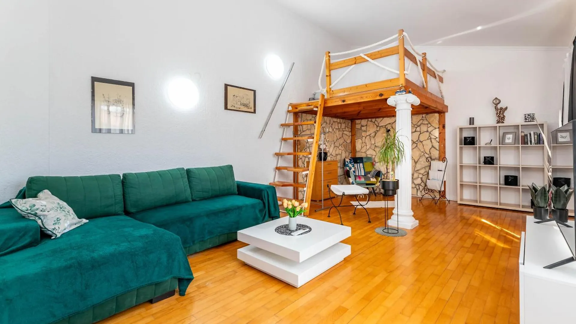 Apartments Romanse Baska